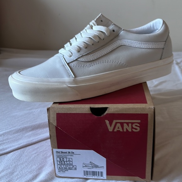 Vans Old Skool 36 DX Size US 9 Men US 10.5 Women Color Grey/ White - Picture 2 of 8